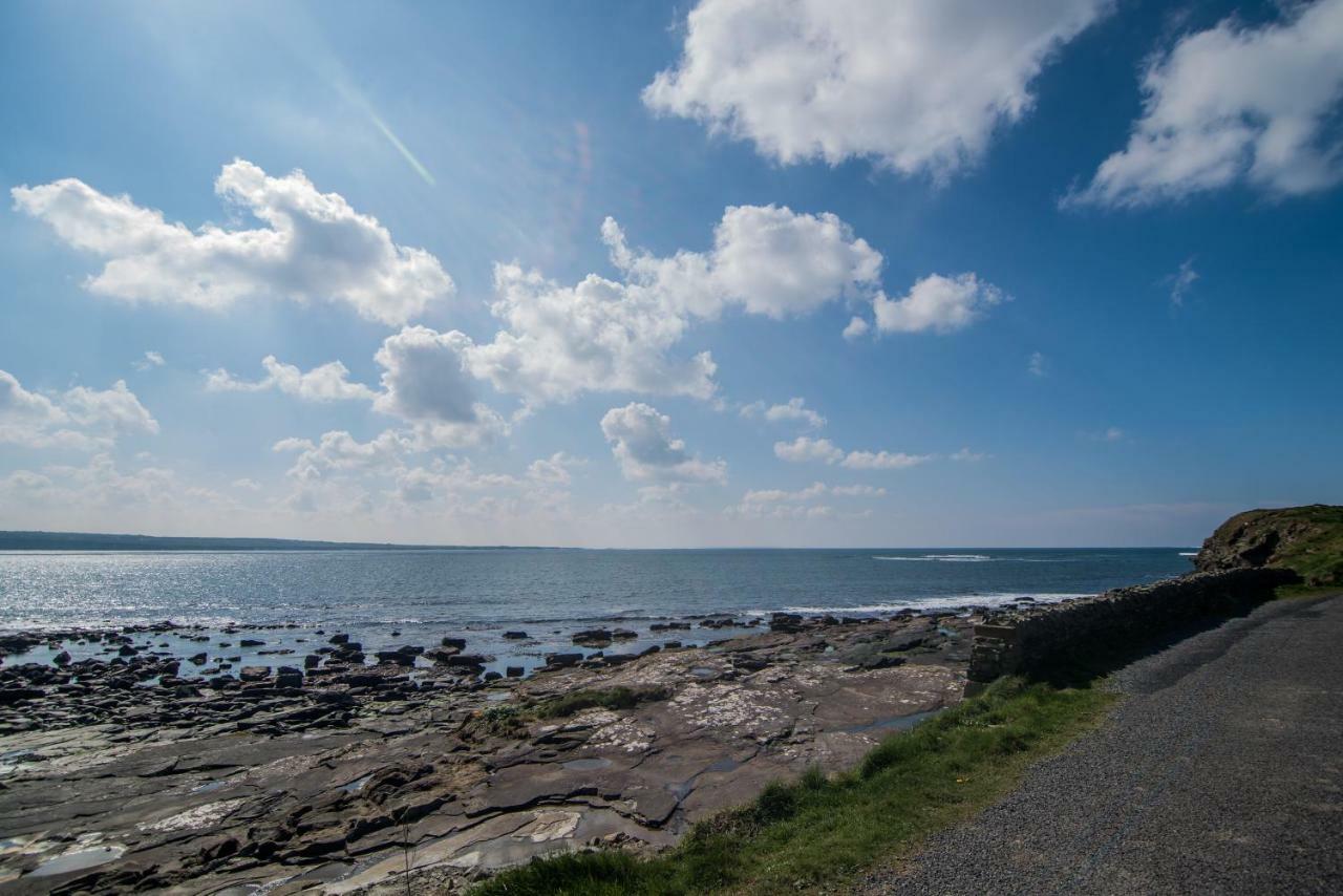 Beside The Sea & Minutes From Cliffs-Clahane Shore Lodge Лісканнор Екстер'єр фото